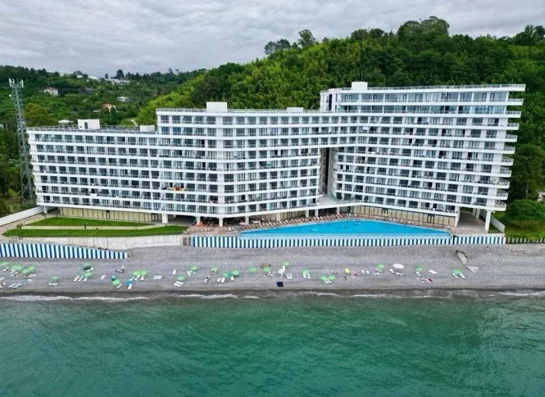 Продажа студии Bamboo Beach