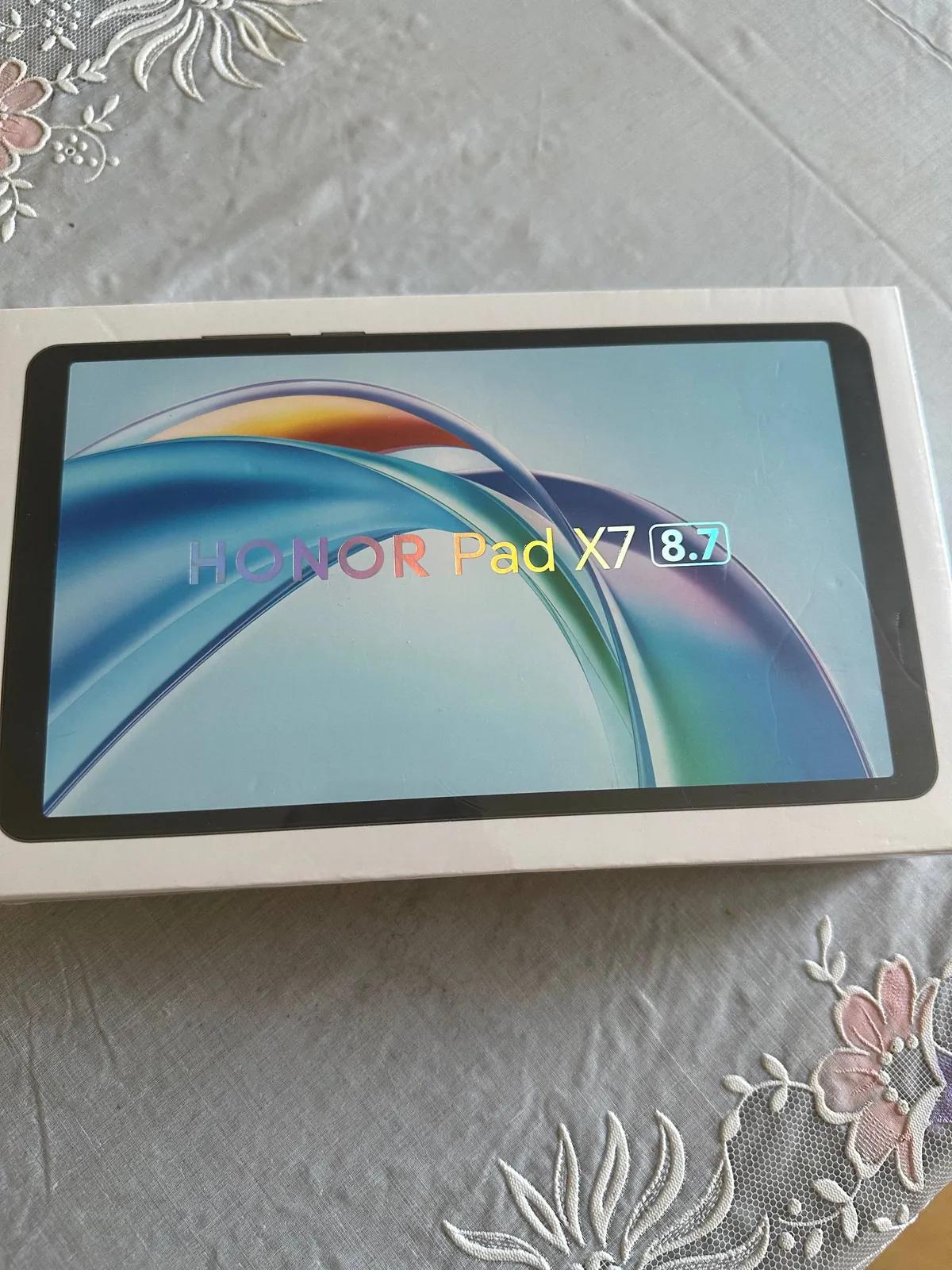 Планшет Honor Pad X7 новый