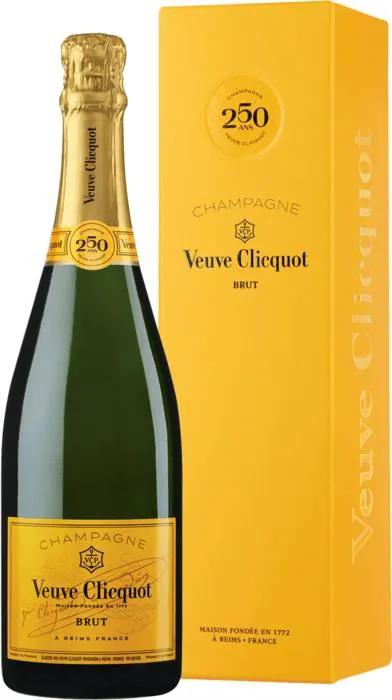 Шампанское Veuve Clicquot Brut 0.75л