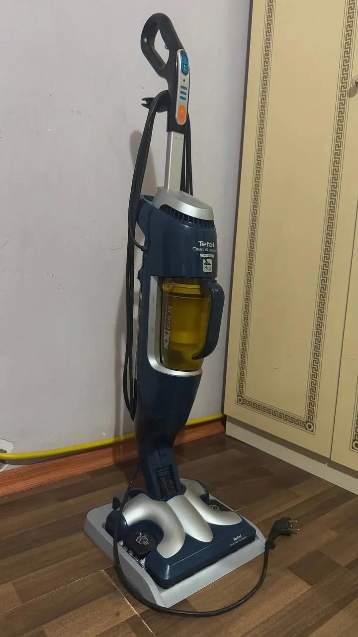 Паровой пылесос Tefal Clean & Steam