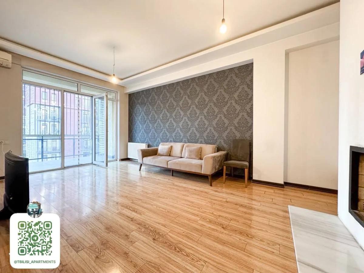Квартира 135 м² с 2 спальнями в Сабуртало