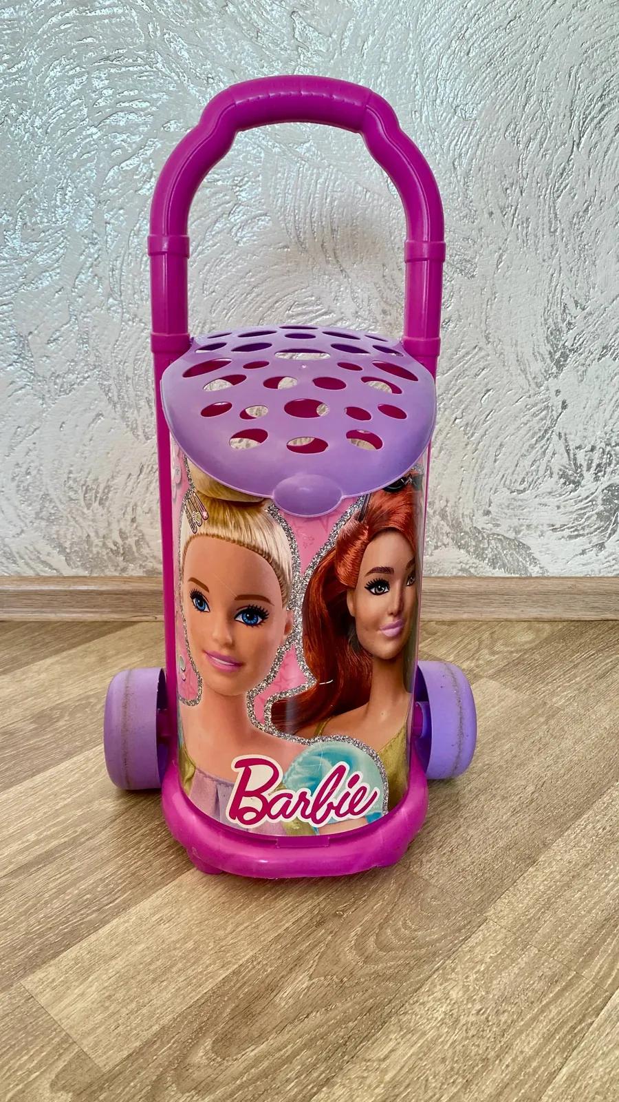 Тележка Barbie, туалетный столик и лото