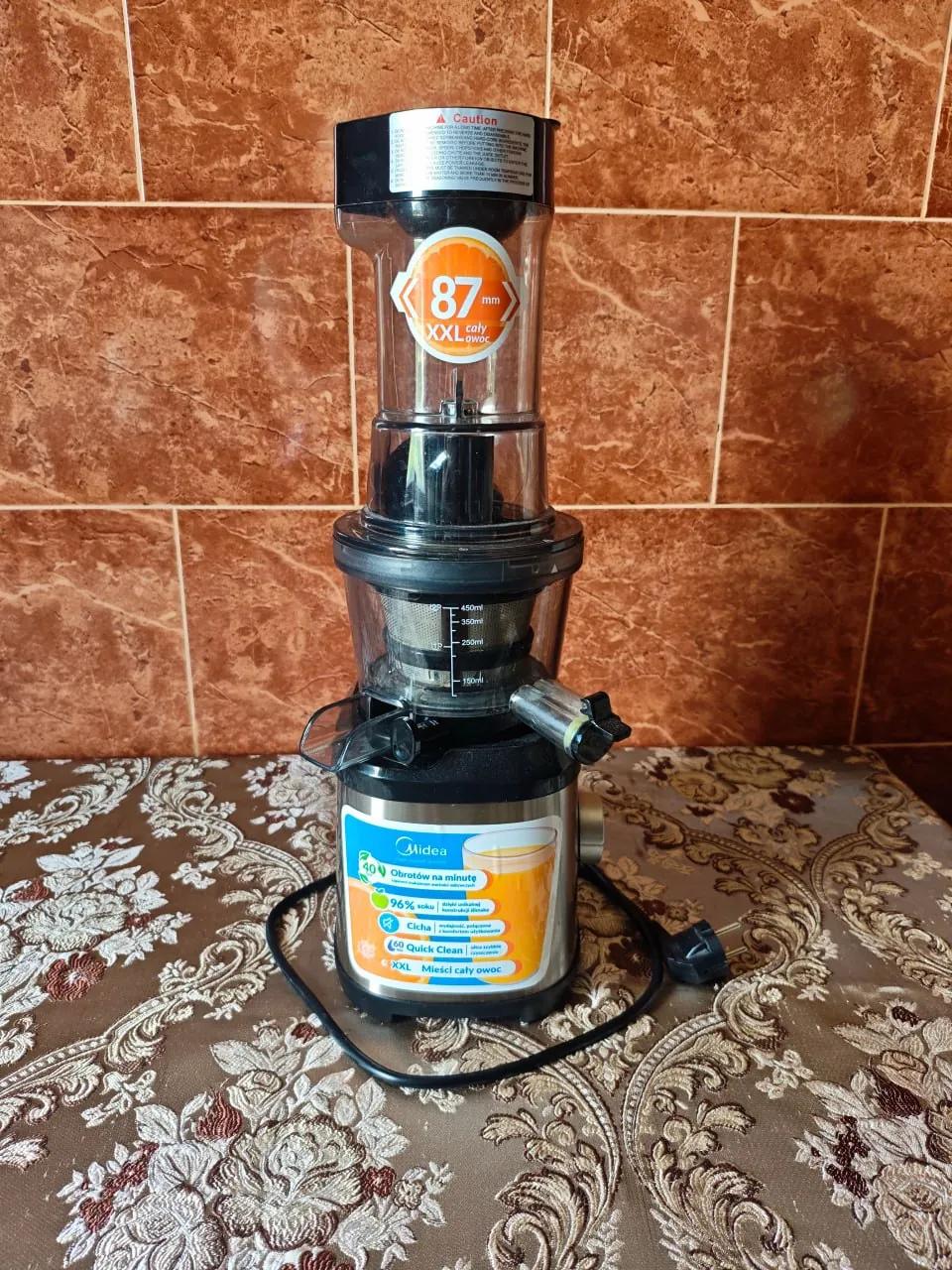 Шнековая соковыжималка Midea MJ-JS2007AW1
