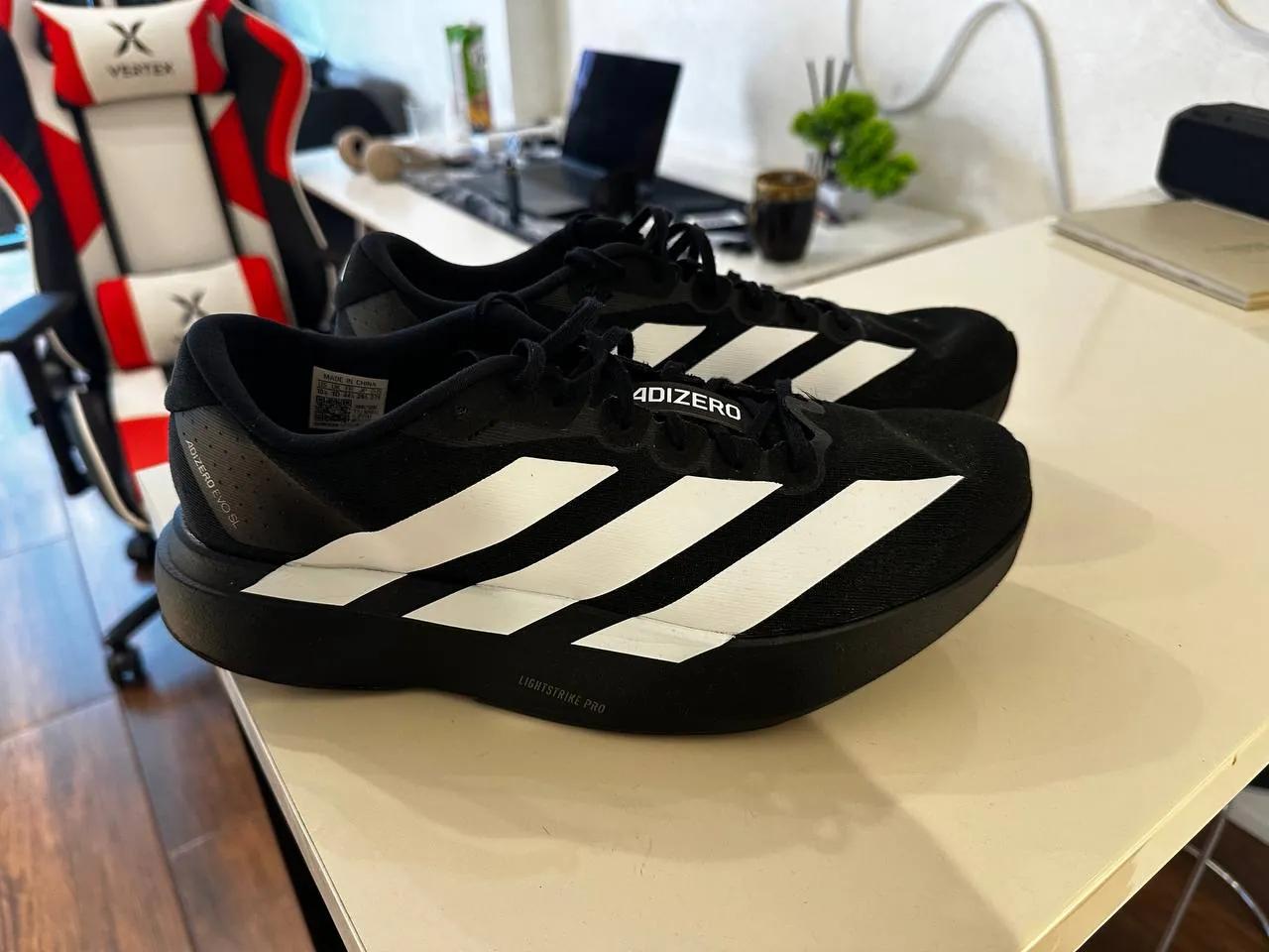 Кроссовки Adidas беговые почти новые