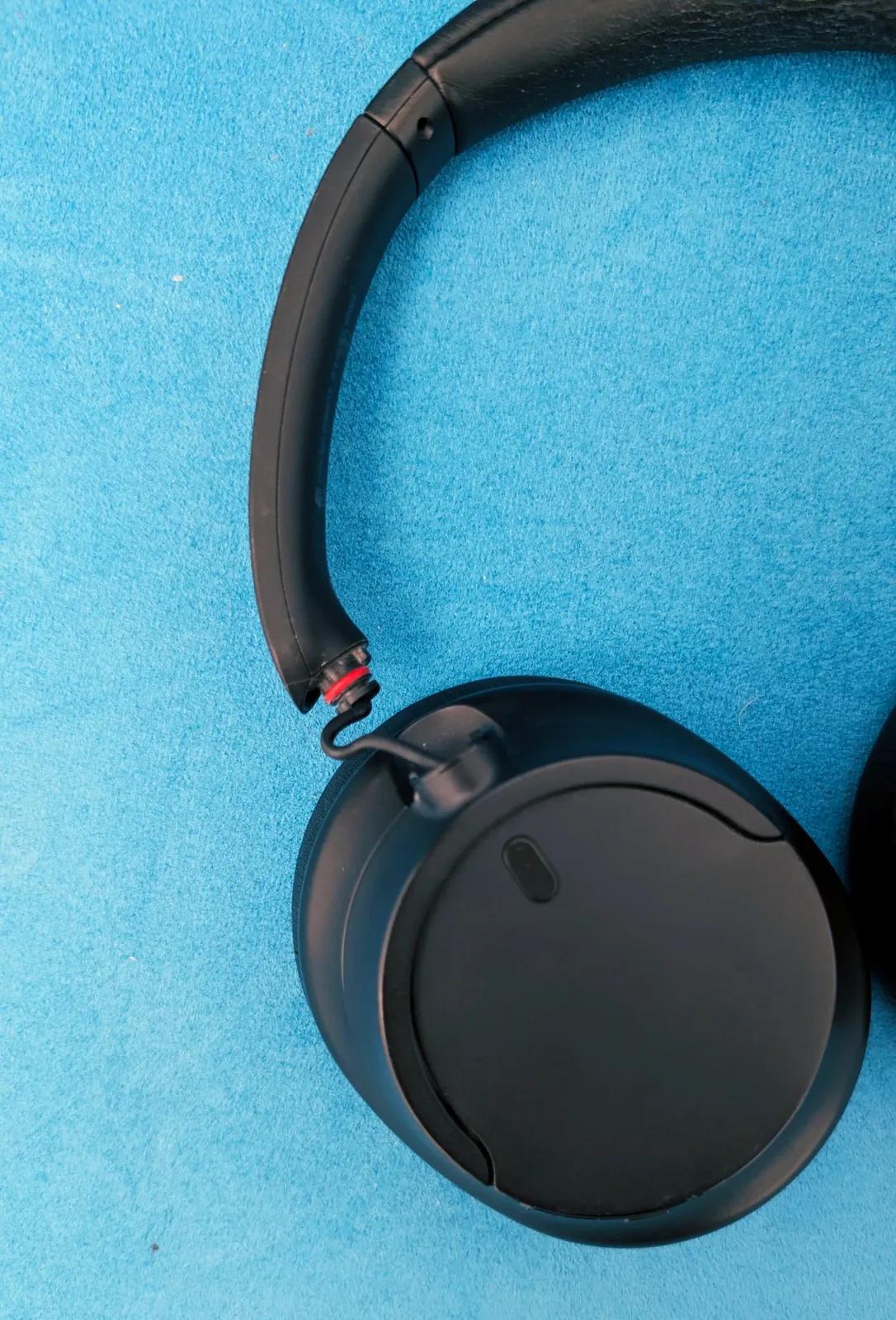 Наушники Sony WH-CH720N чёрные
