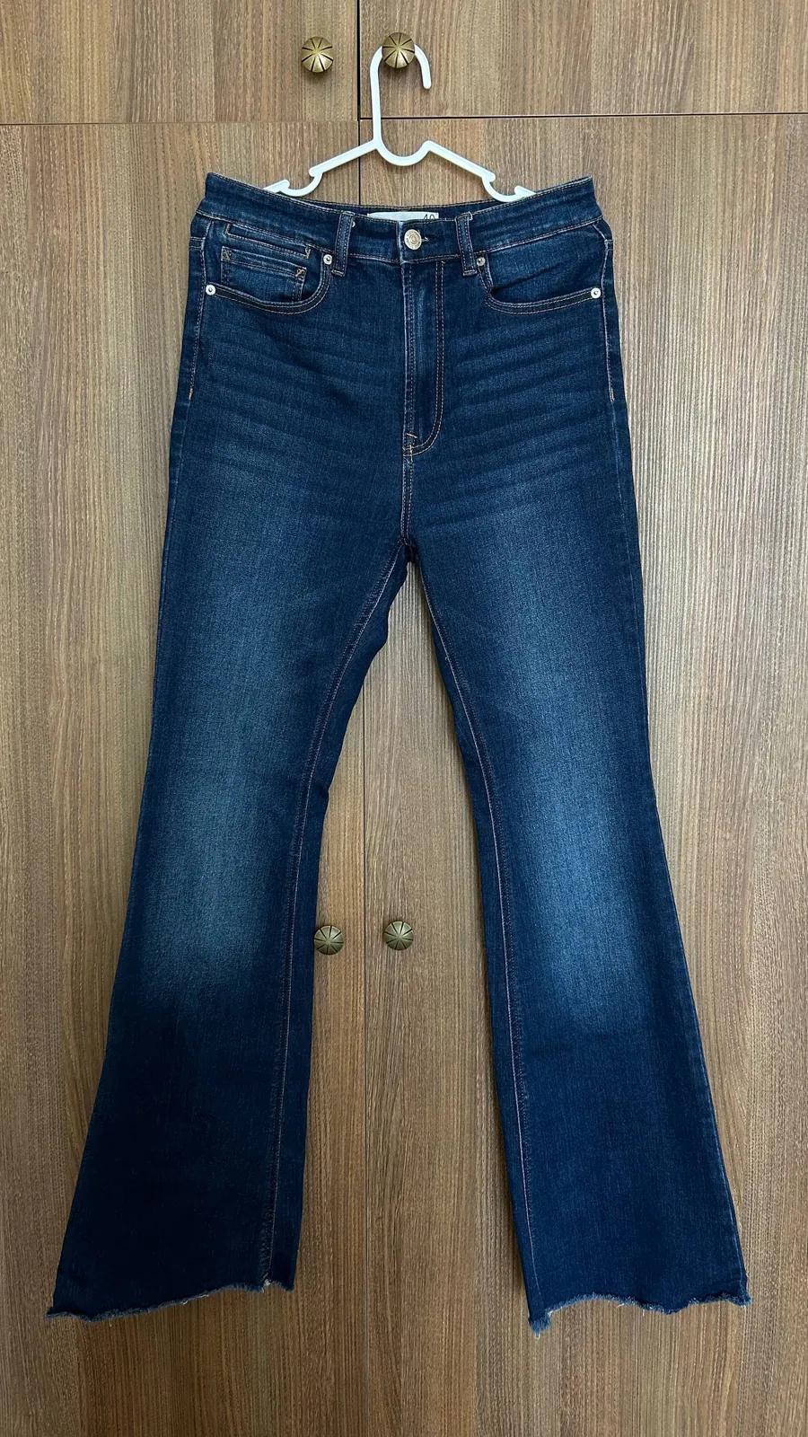 Джинсы клёш Stradivarius размер 40