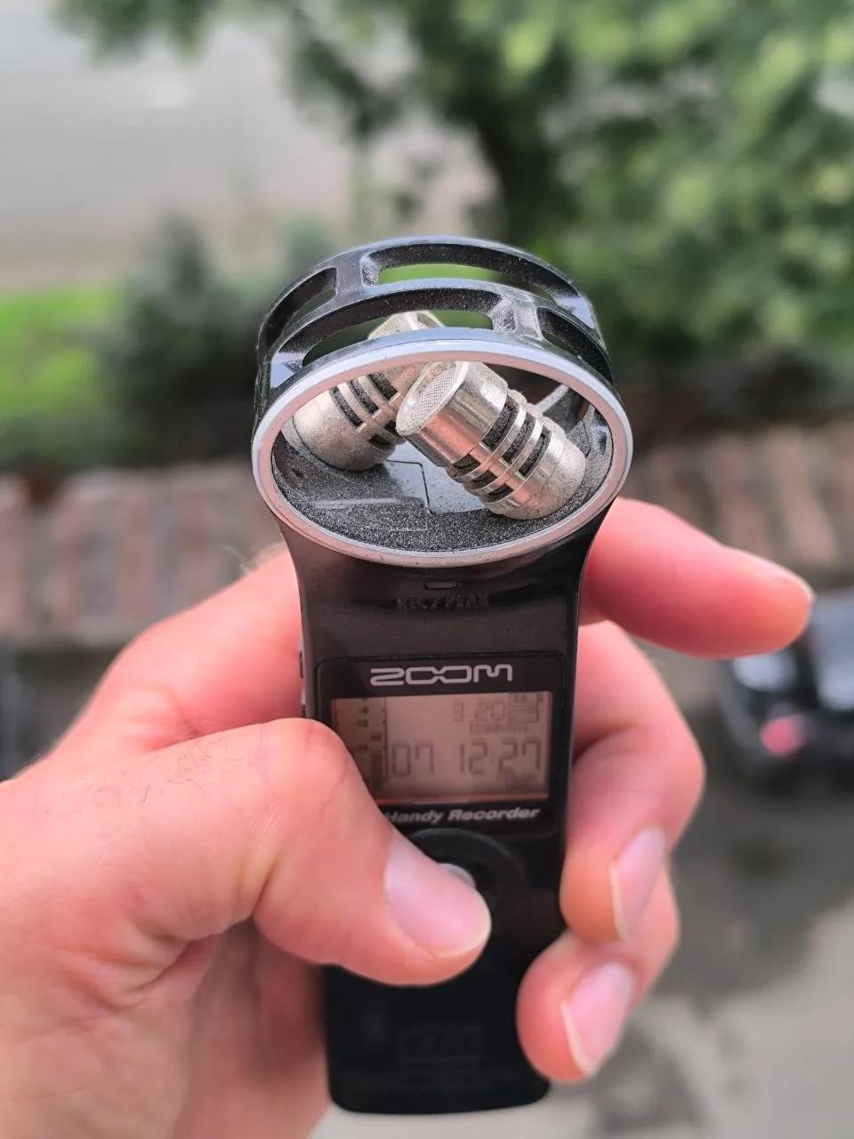 Портативный диктофон Zoom H1 для звукозаписи