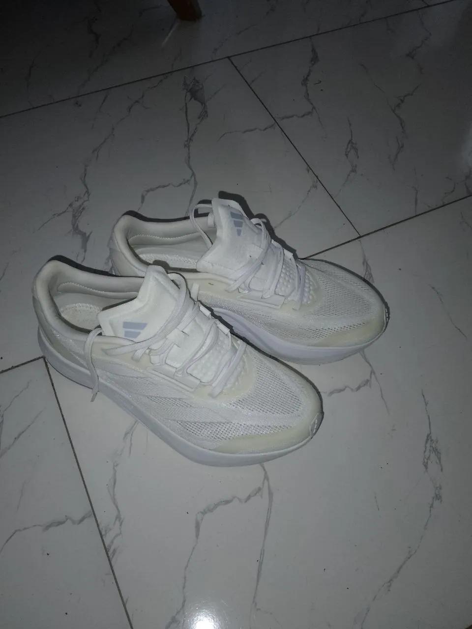 Кроссовки Adidas оригинальные размер 44