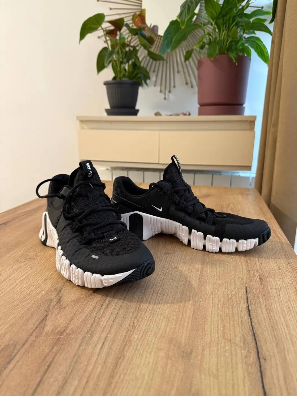 Кроссовки Nike Free Metcon 5 размер 41