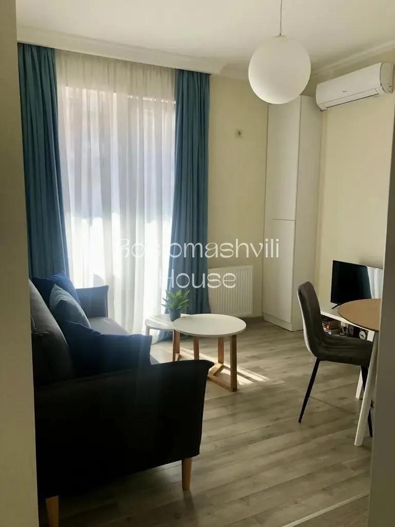 Квартира 45 м² с балконом в Сабуртало