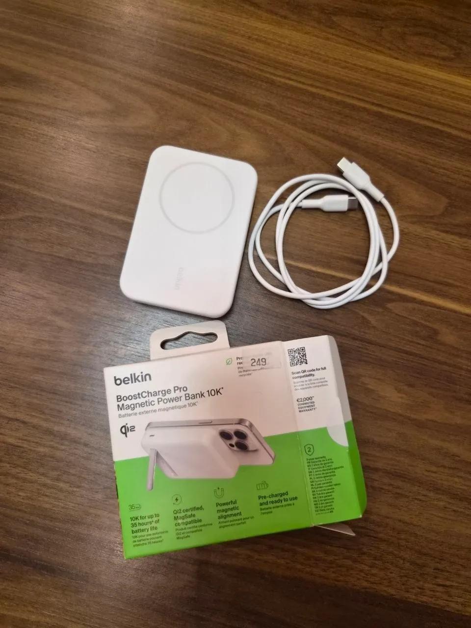 Повербанк Belkin BoostCharge Pro 10000 мАч