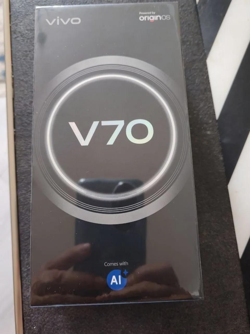Смартфон Vivo V70 новый запечатанный