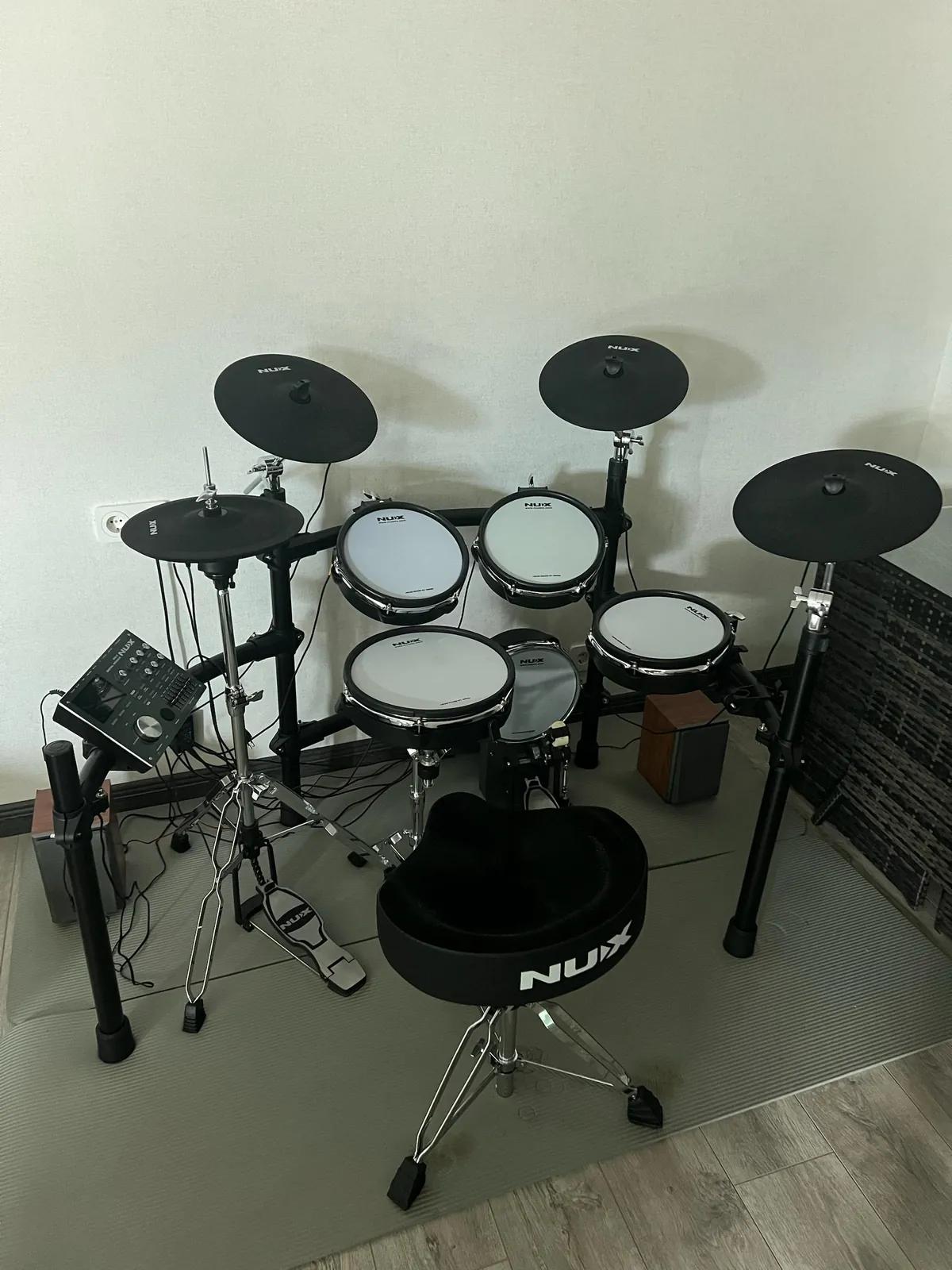 Электронная ударная установка NUX DM-8