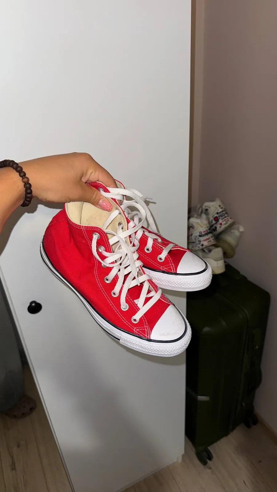 Кроссовки Converse размер 39