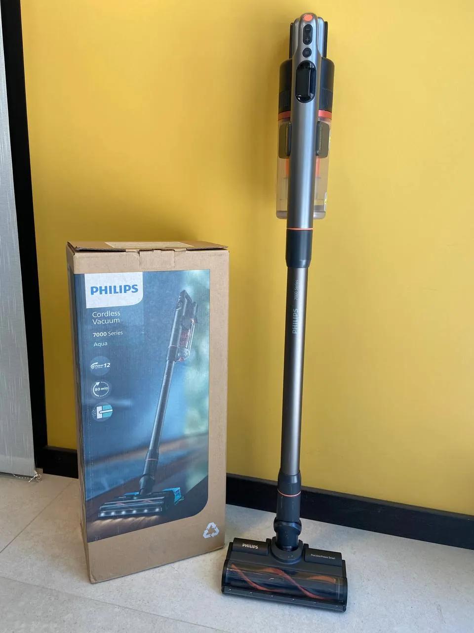 Пылесос Philips 7000 Series Aqua