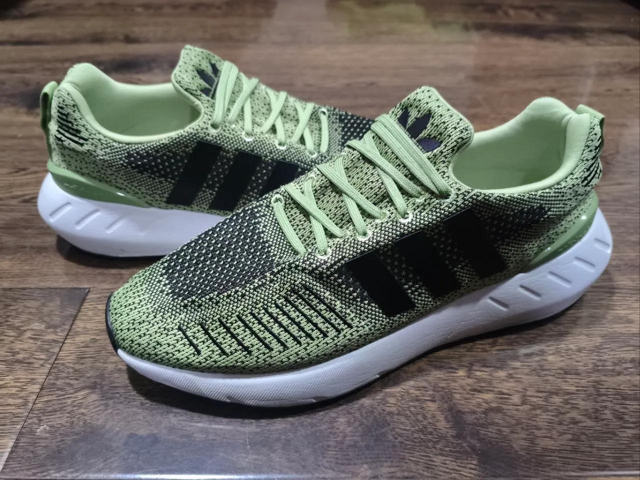 Кроссовки Adidas Swift Run 22 Magic Lime