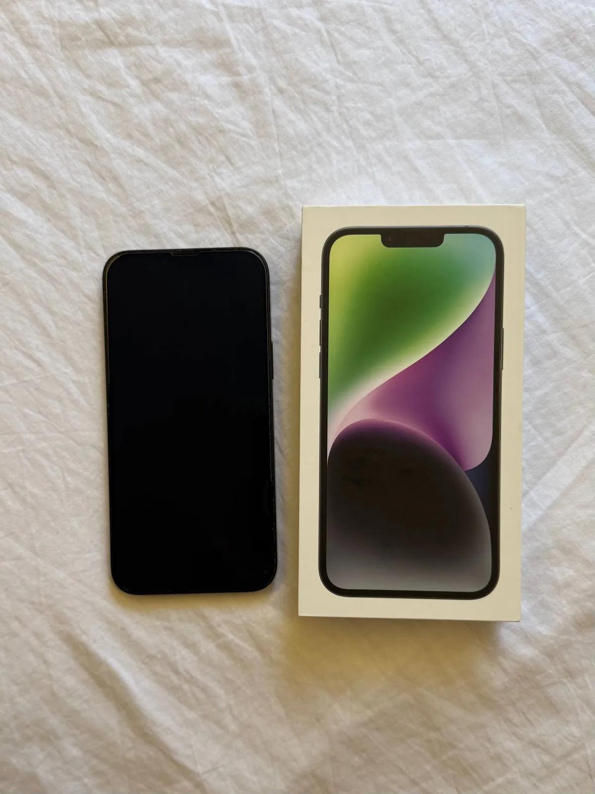 IPhone 14 Plus 256GB в хорошем состоянии