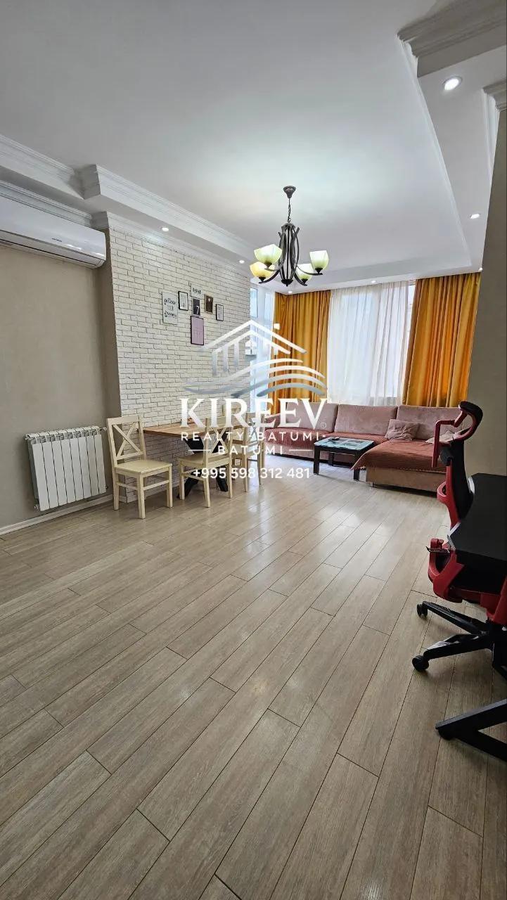 Квартира 70 м² на Инасаридзе в Батуми
