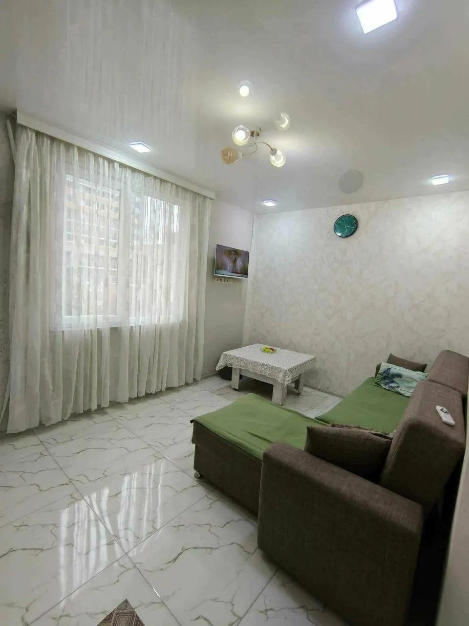 Квартира 45 м² с мебелью на Ангиса