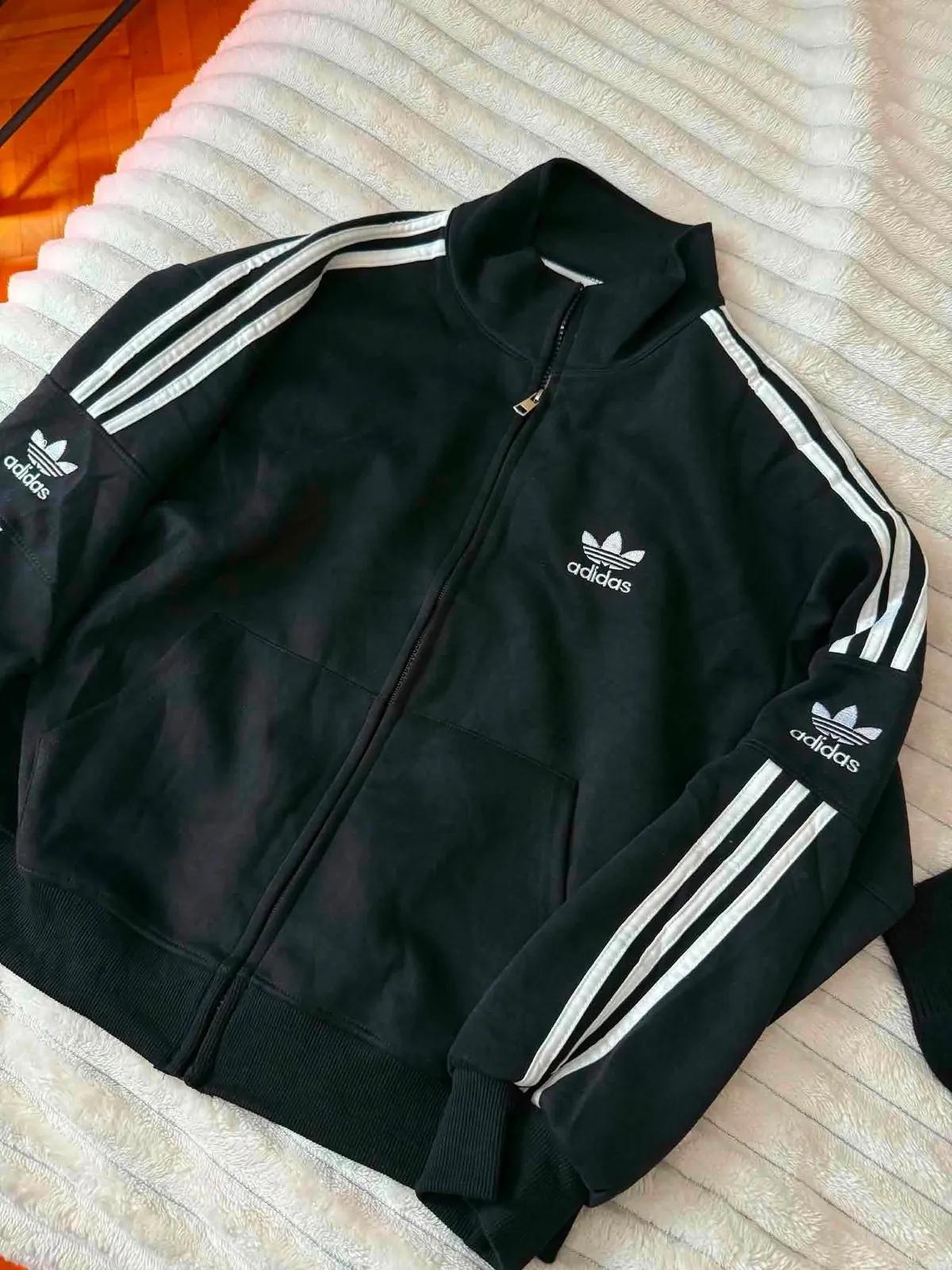 Спортивная кофта Adidas размер L