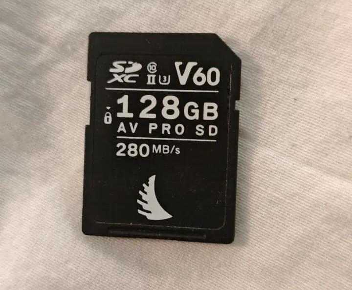Карта памяти SD Angelbird 128GB