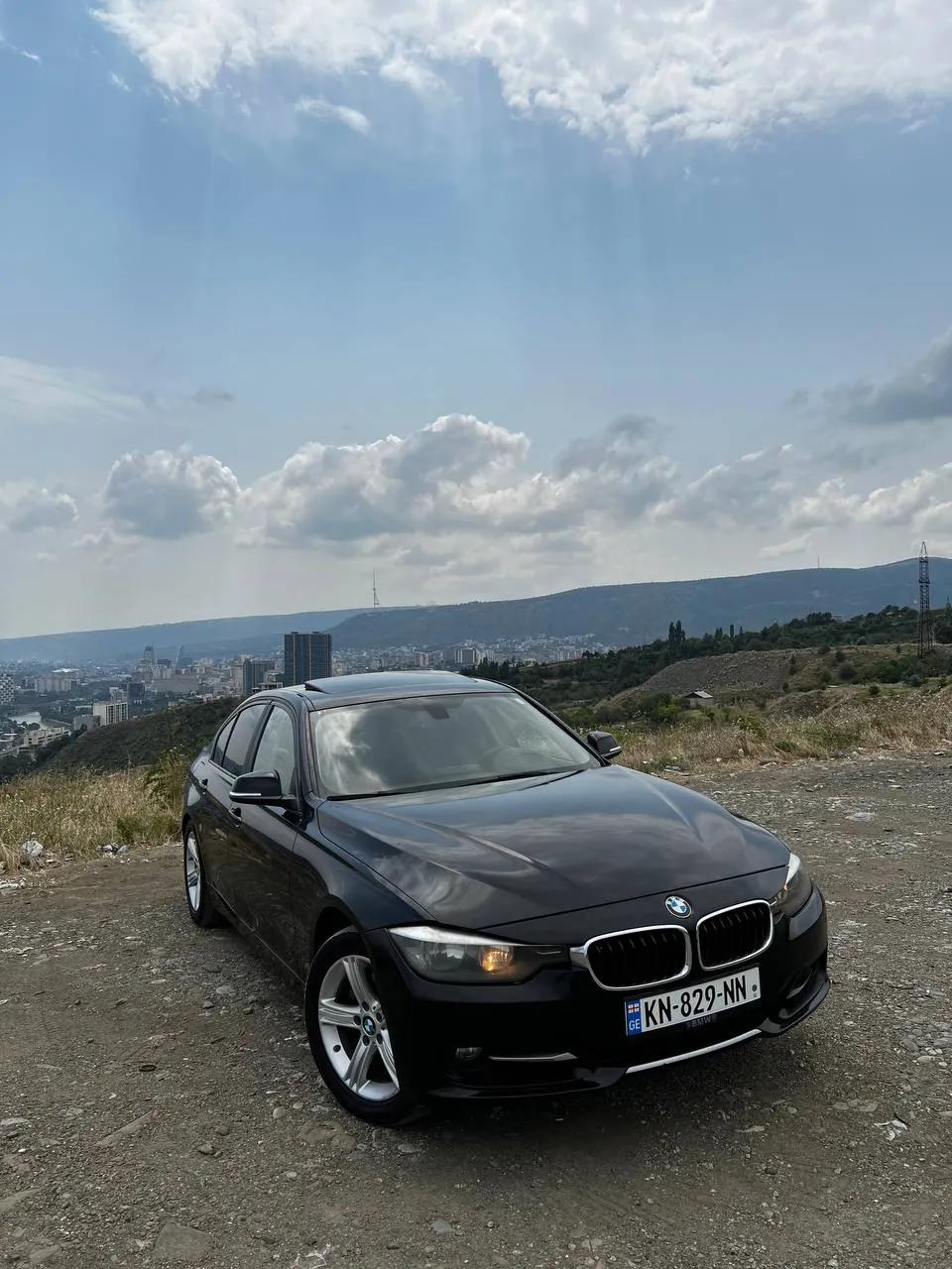 BMW 328i xDrive 2012