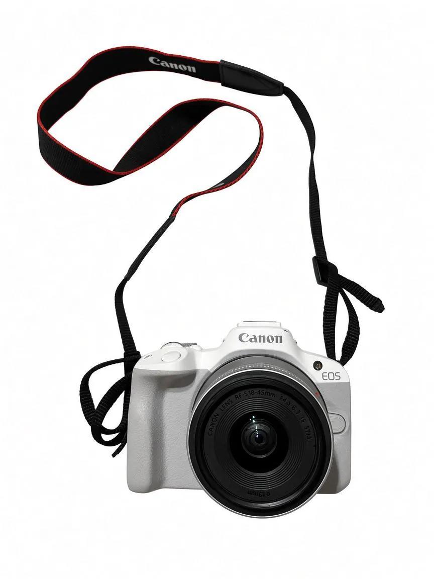 Canon EOS R50 с объективом 18-45mm