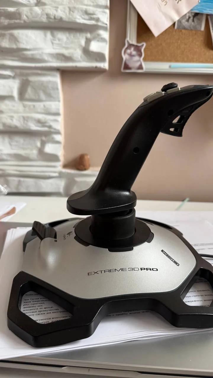 Джойстик Logitech Extreme 3D Pro