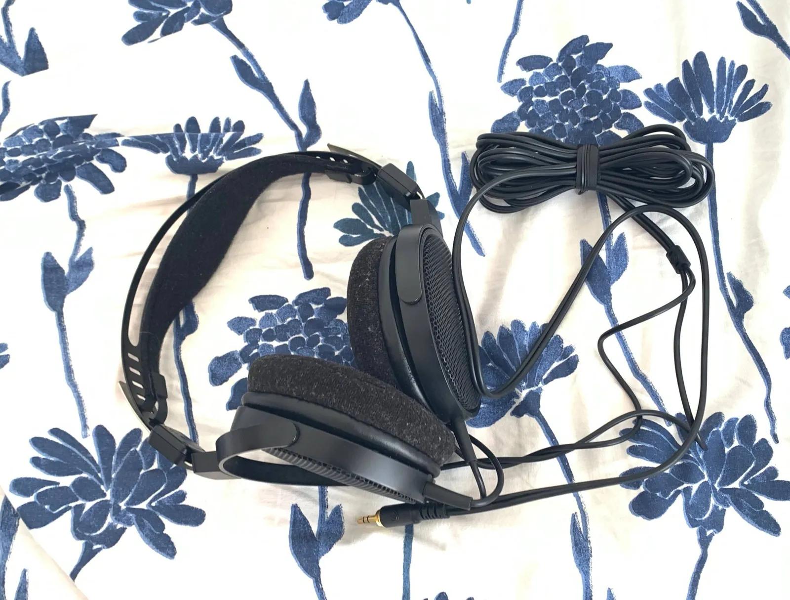 Наушники Audio-Technica ATH-R30x в Батуми