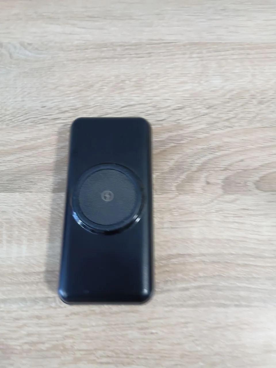 Повербанк 30000 mAh с беспроводной зарядкой