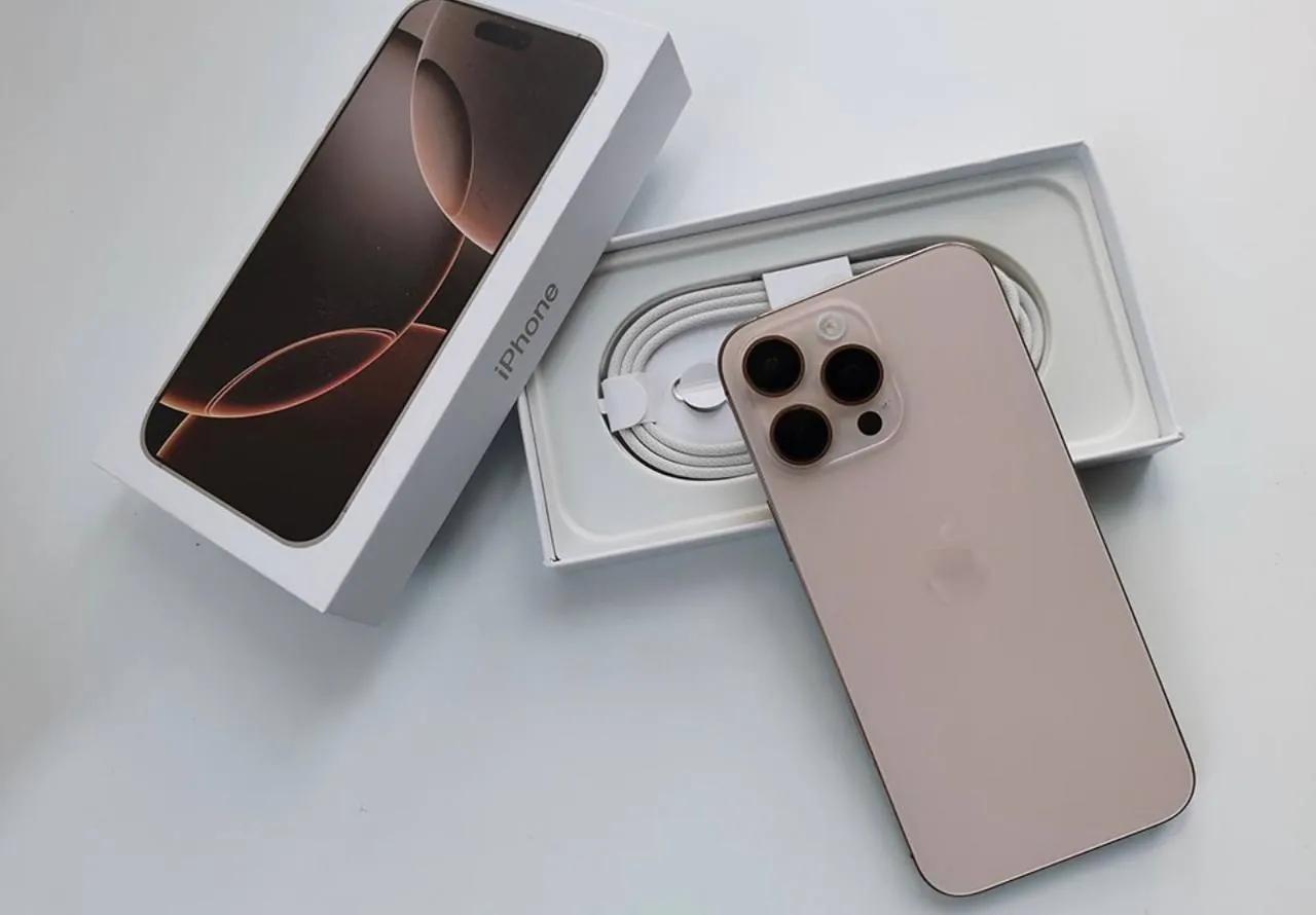 IPhone 16 Pro Max 256 ГБ SIM и eSIM