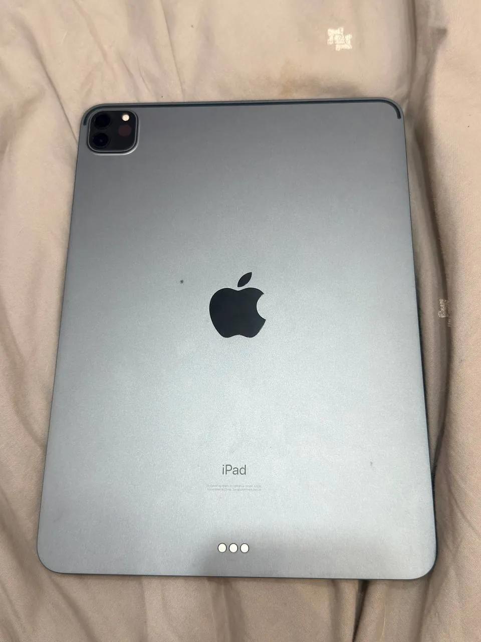 IPad Pro 11 дюймов 256GB с Apple Pencil