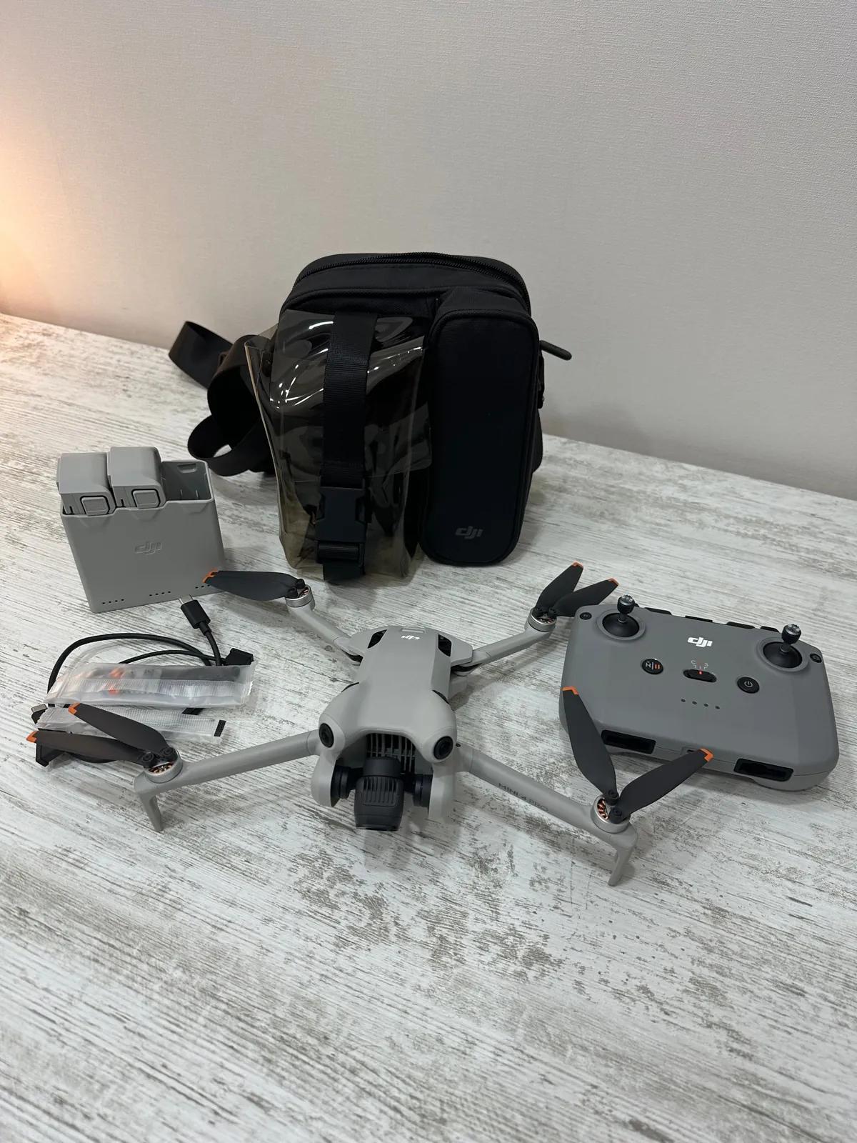 Дрон DJI Mini 4 Pro с комплектом