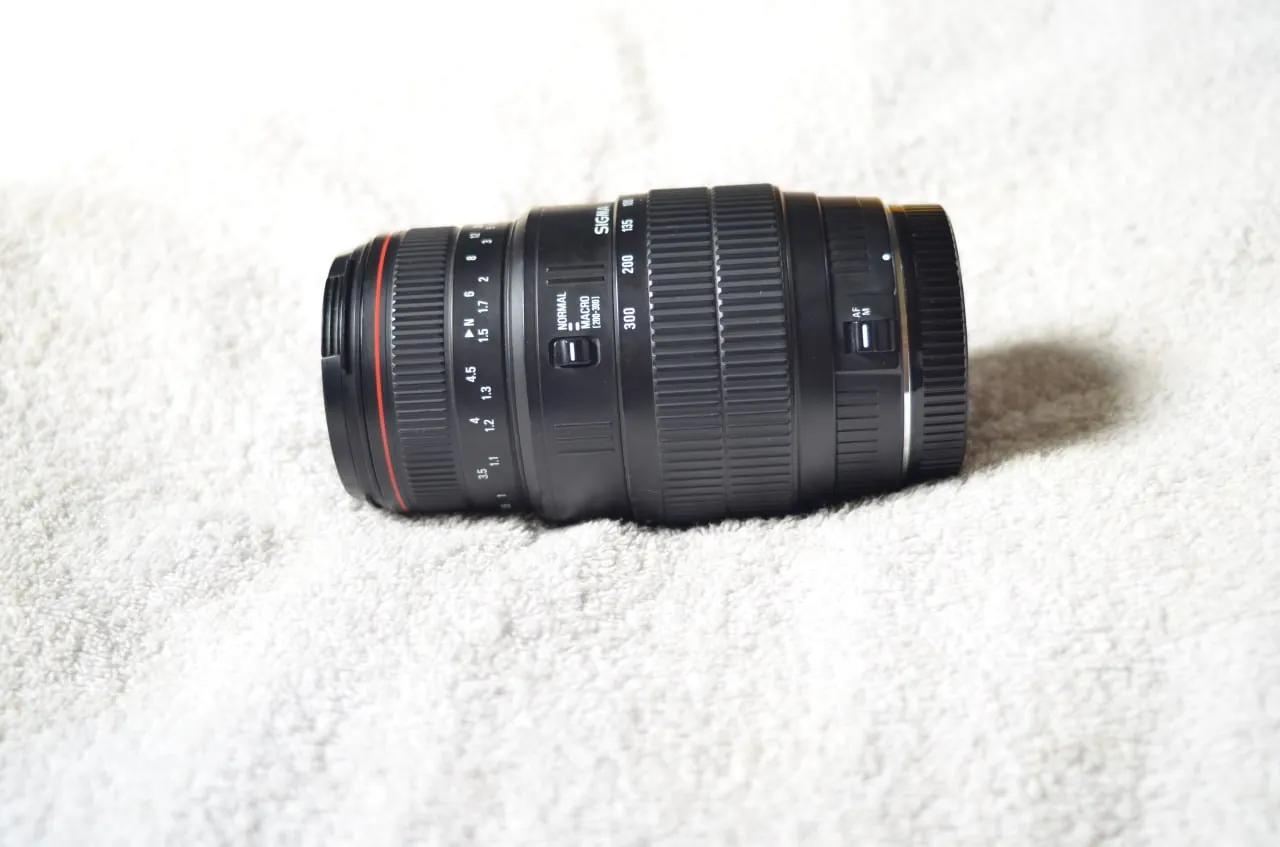 Объектив Sigma 70-300mm для Canon