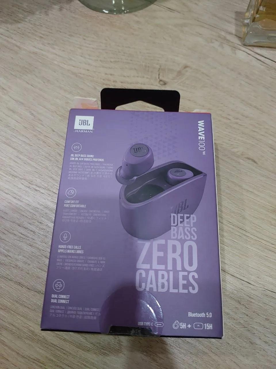 Беспроводные наушники JBL новые