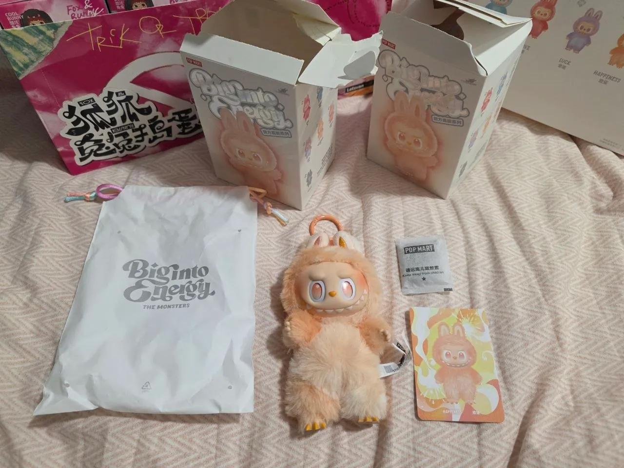 Коллекционные фигурки Pop Mart Labubu