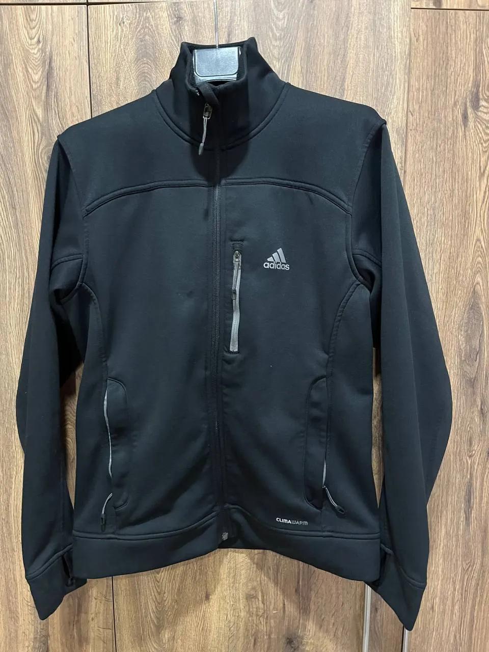 Флисовая куртка Adidas размера M