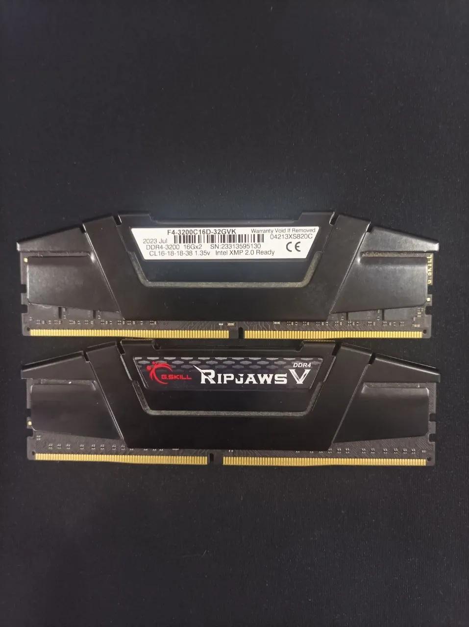 Оперативная память G.Skill Ripjaws V DDR4 32GB