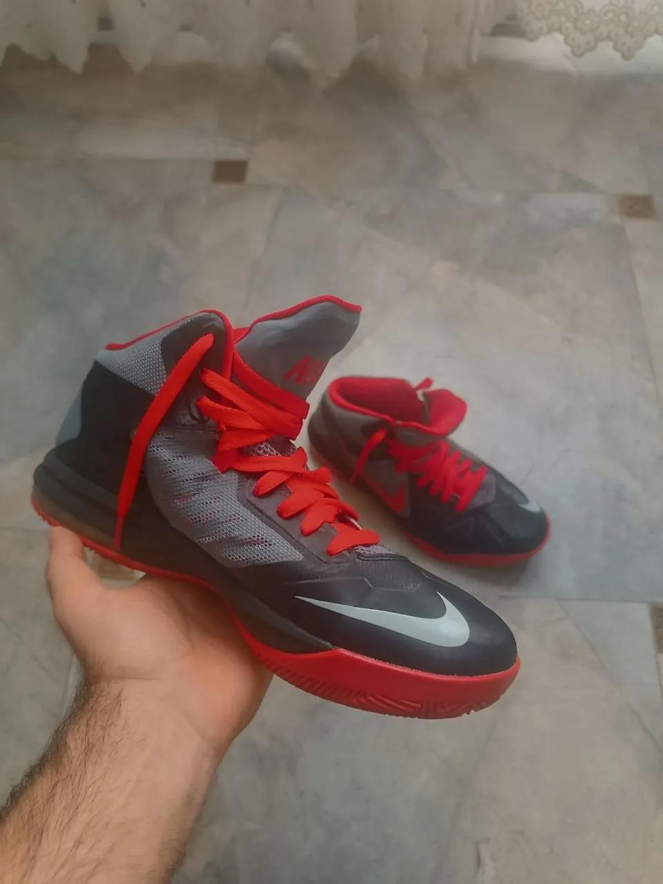 Кроссовки Nike Air Max Hyperaggressor 27,5 см