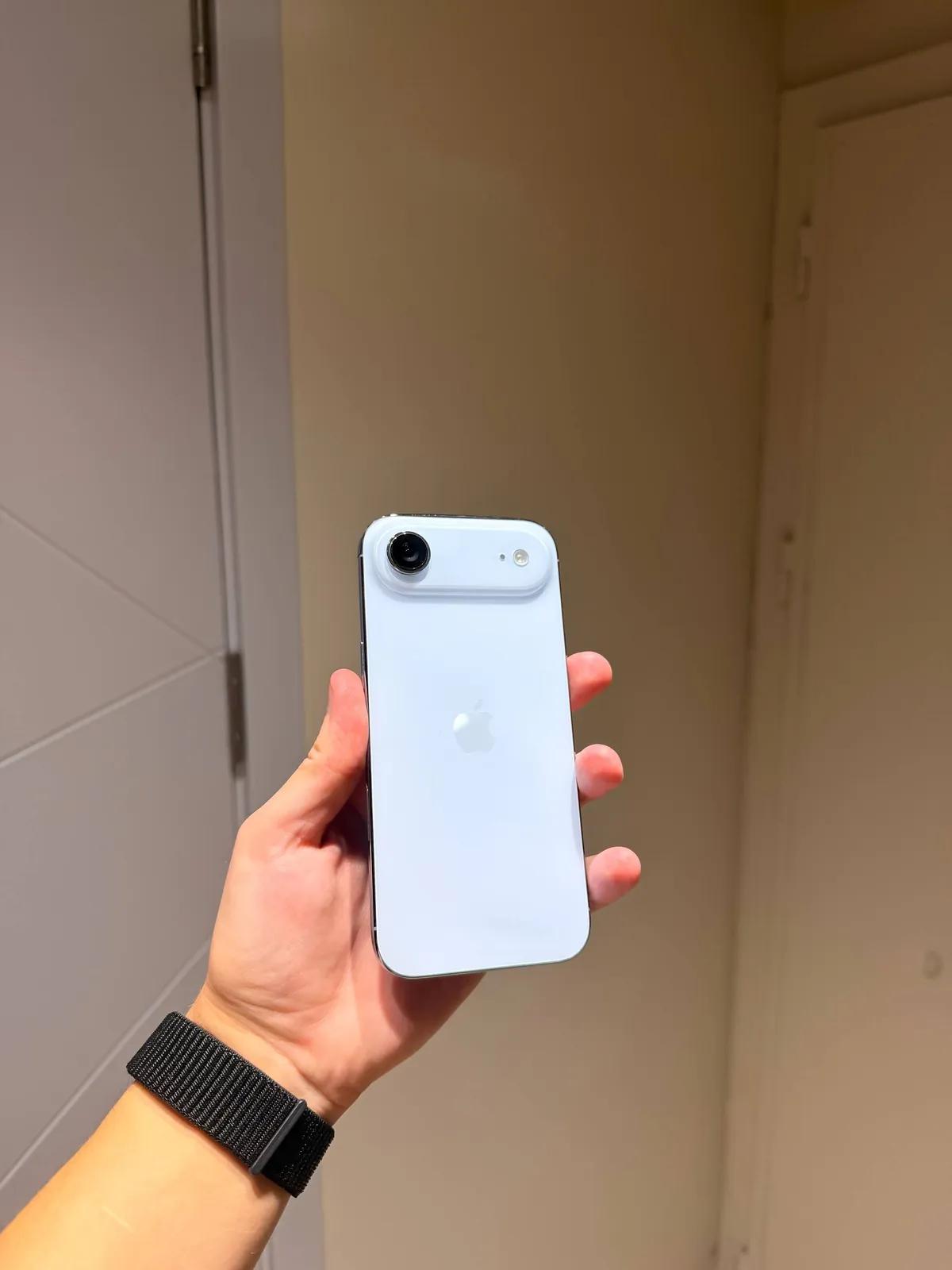 Смартфон Apple iPhone Air 256GB