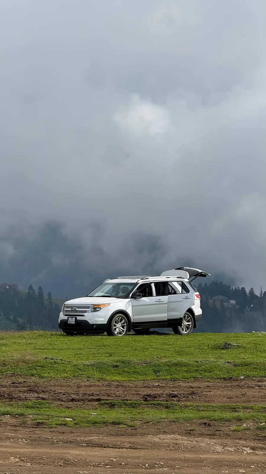 Ford Explorer XLT 2014 года, 199 тыс. км