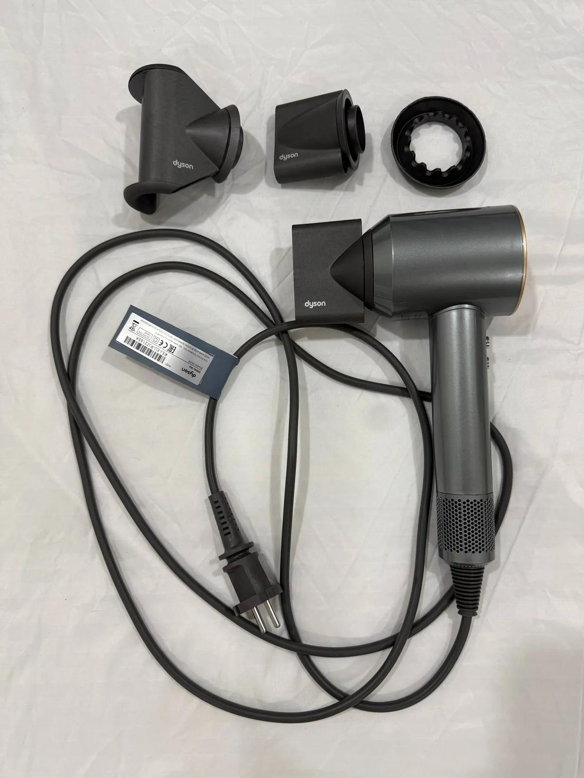 Фен Dyson Supersonic