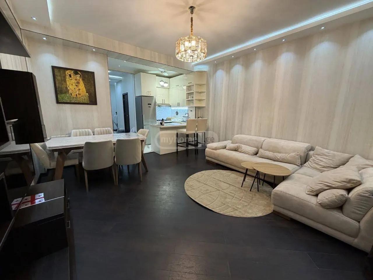 Квартира 90 м² с 3 комнатами в Багеби