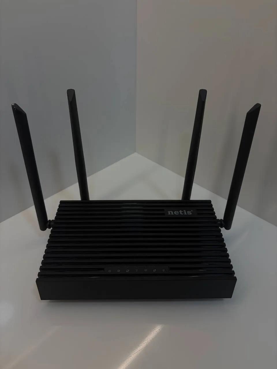 Wi-Fi роутер Netis N6