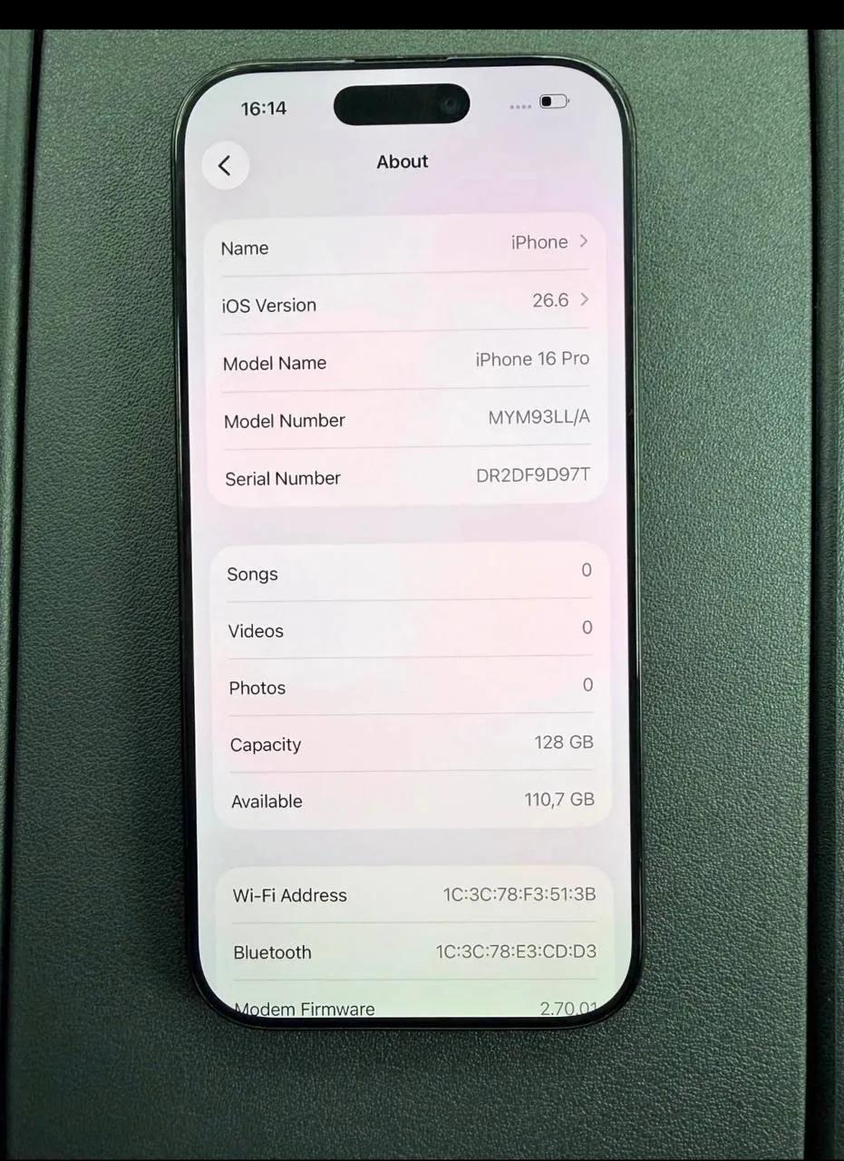 IPhone 16 Pro в комплекте с коробкой и чехлом