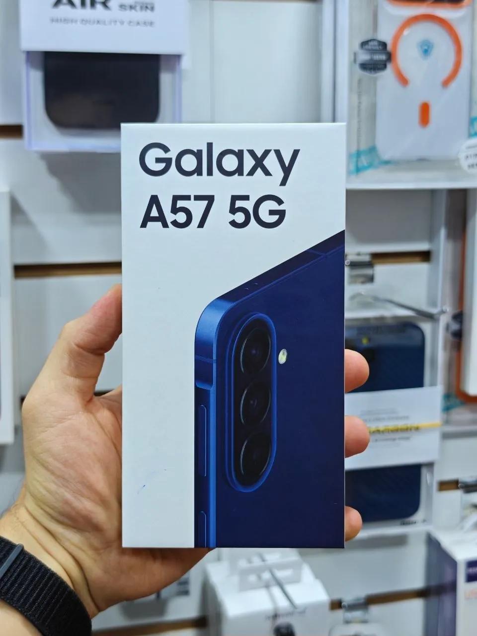 Смартфон Samsung Galaxy A57 5G новый
