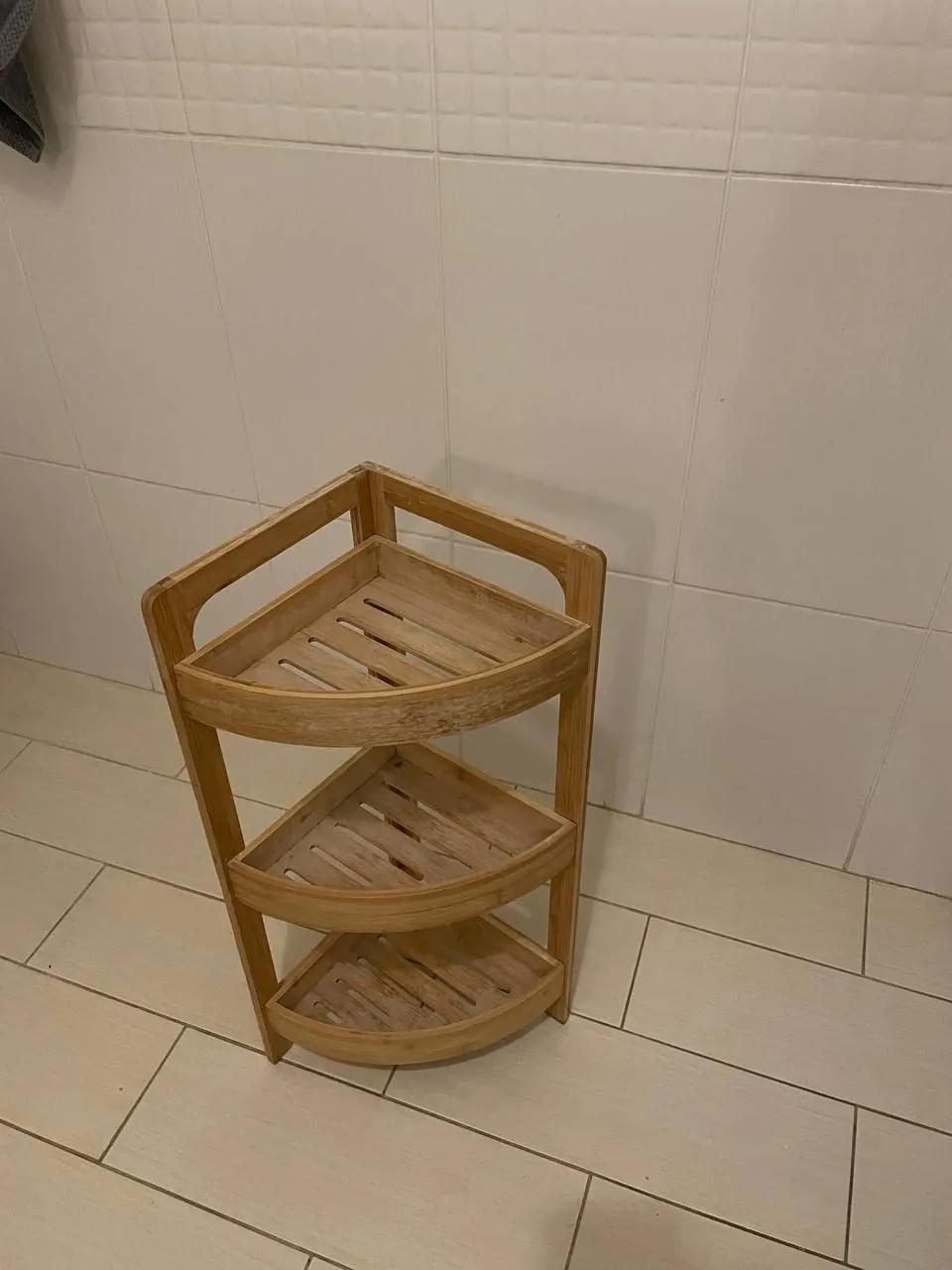 Бамбуковая полка в районе Ваке