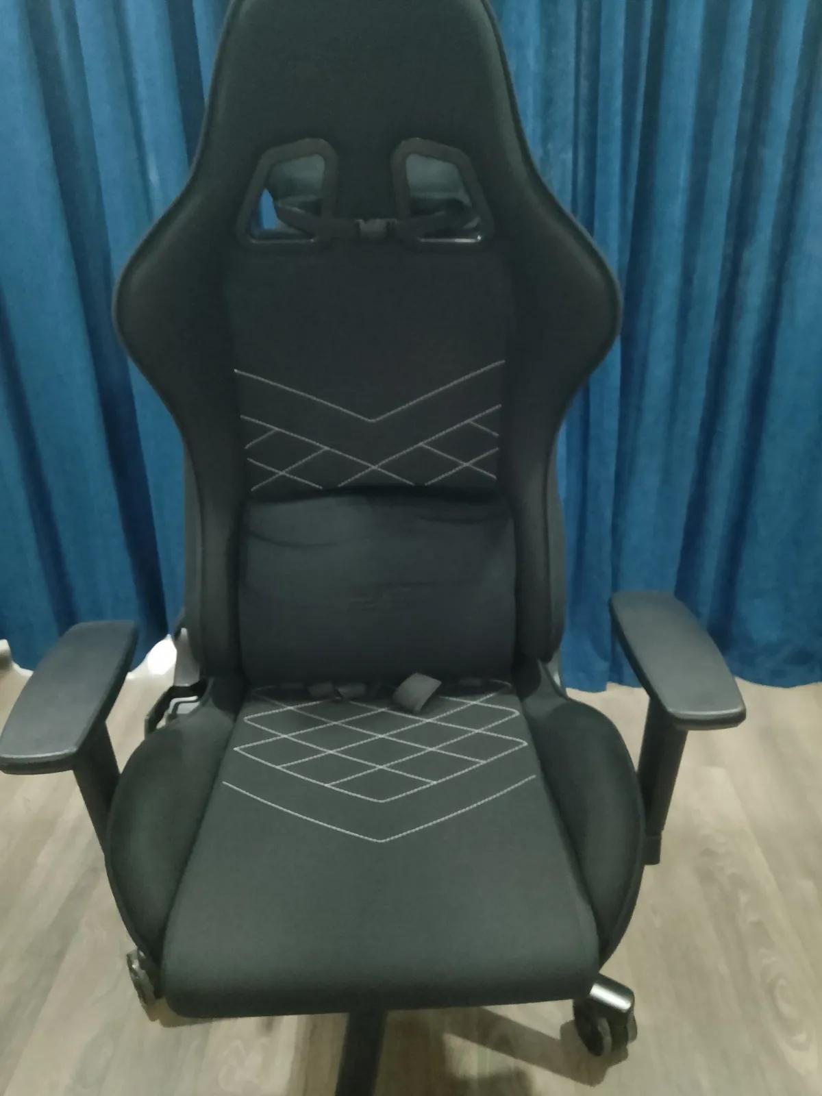 Игровое кресло, отличное состояние
