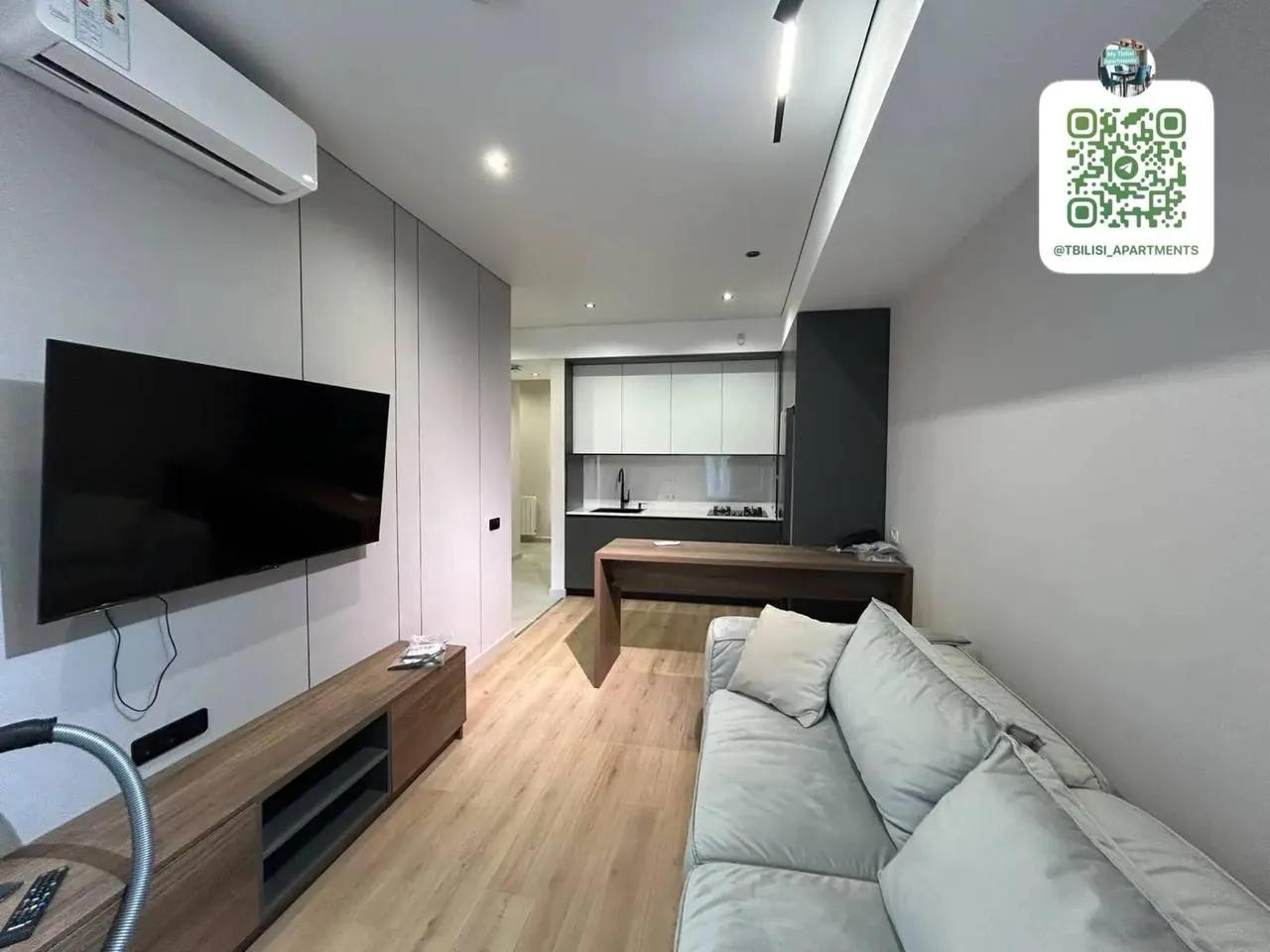 Квартира 90 м² с 3 комнатами в Ваке