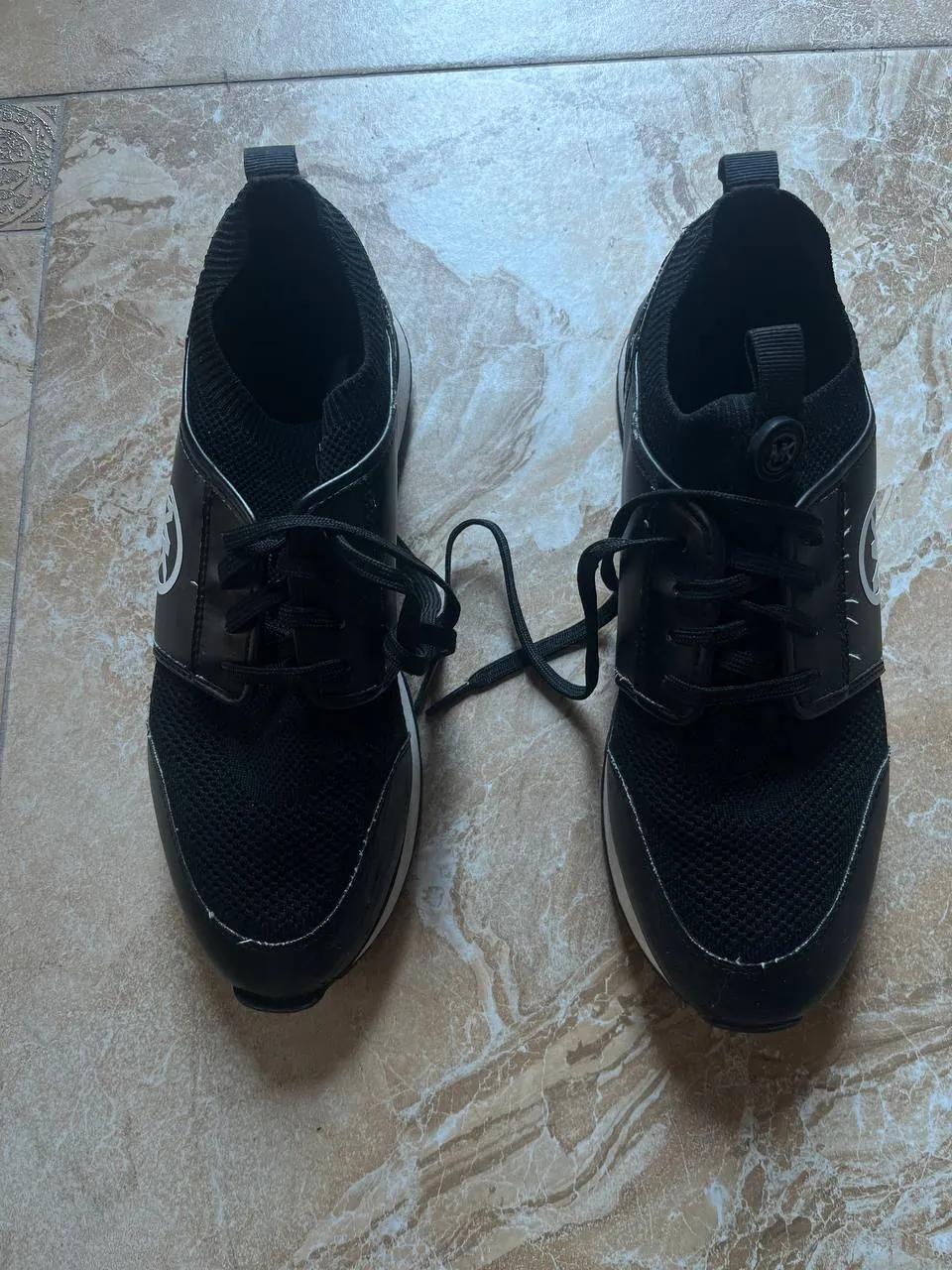 Кроссовки Michael Kors унисекс, размер 40-41